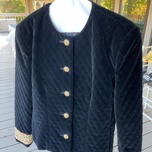 Talbot Black Quilted Velvet Jacket with Embroidered Cuffs - Picture 9 of 9
